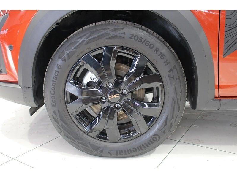 Usado Dacia Jogger Extreme 140 CV (102 kW) 2025 Marrón Monovolumen