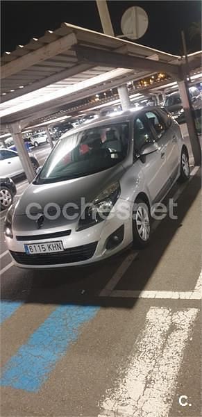 Gris / plata Usado 2009 Renault Scénic III Dynamique Monovolumen | 3700 € (Precio justo) - Imagen 1/4