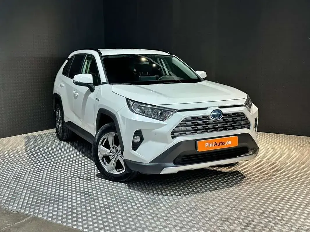 Usado Toyota RAV4 Hybrid Advance 218 CV (160 kW) 2021 Blanco SUV