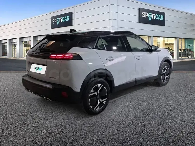 Usado Peugeot 2008 GT 136 CV (100 kW) 2024 Blanco SUV