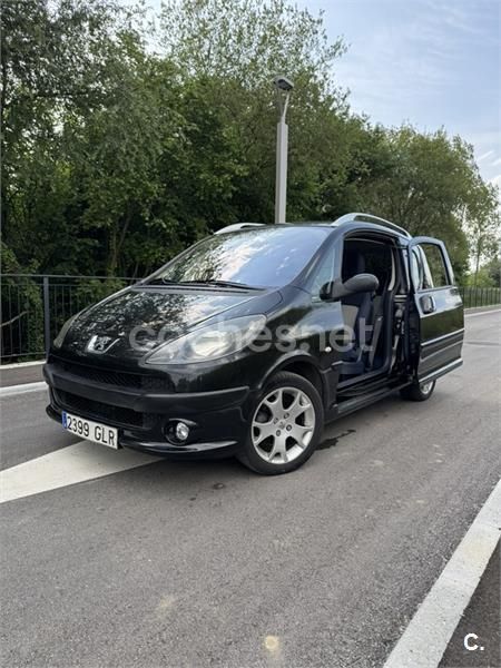 Negro Usado 2009 Peugeot 1007 Utilitario | 5490 € (Precio justo) - Imagen 1/4