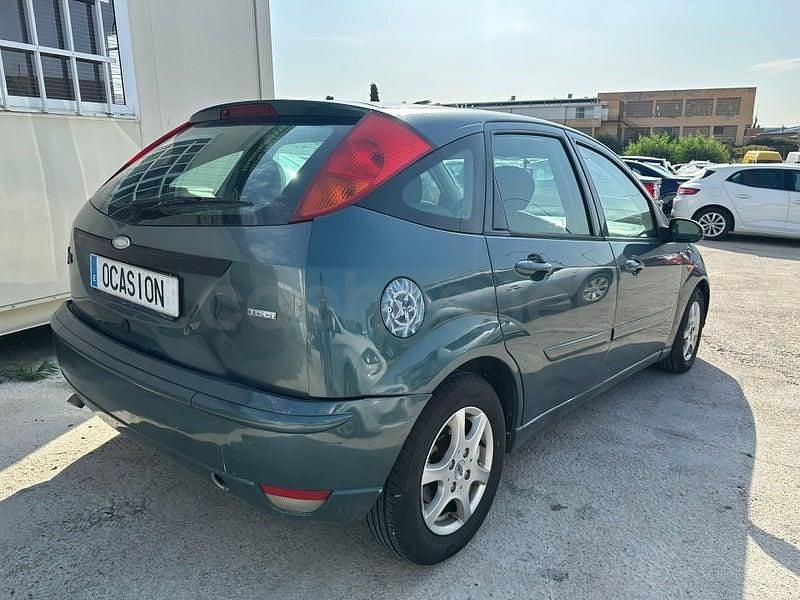 Używany Ford Focus Trend 115 KM (84 kW) 2003 Niebieski Sedan/Limuzyna