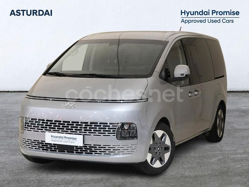 Gris / plata Usado 2024 Hyundai Staria Van | 42.990 € (Precio justo) - Imagen 1/4