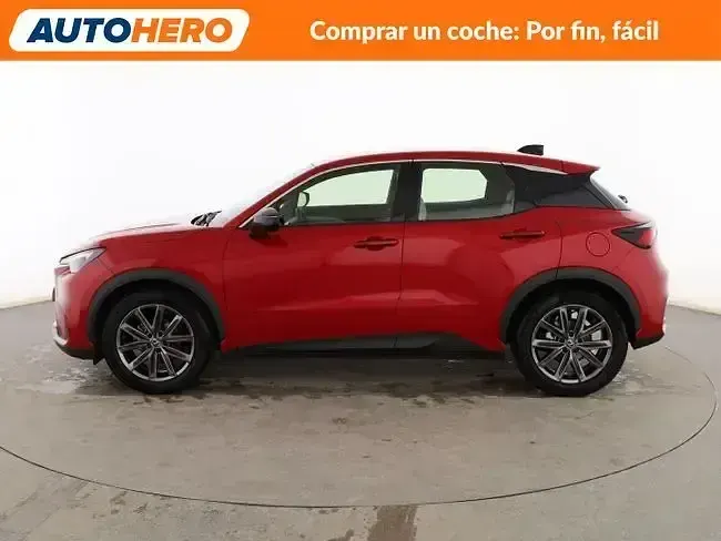 Usado Lexus LBX 136 CV (100 kW) 2024 Rojo SUV