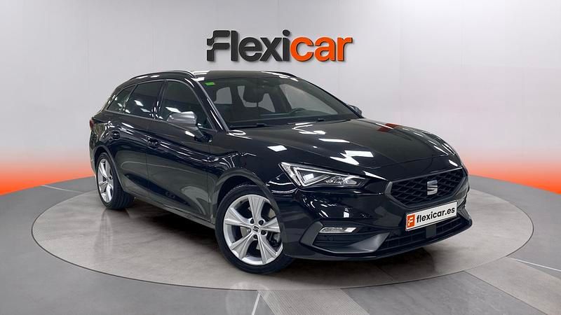 Usado Seat Leon FR 150 CV (110 kW) 2021 Negro Berlina