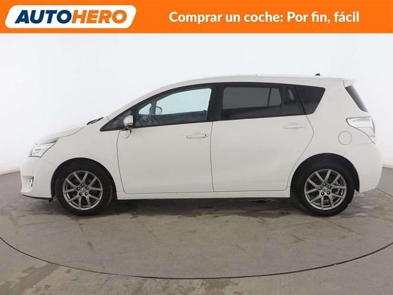 Usado Toyota Verso Advance 110 CV (80 kW) 2015 Blanco Monovolumen