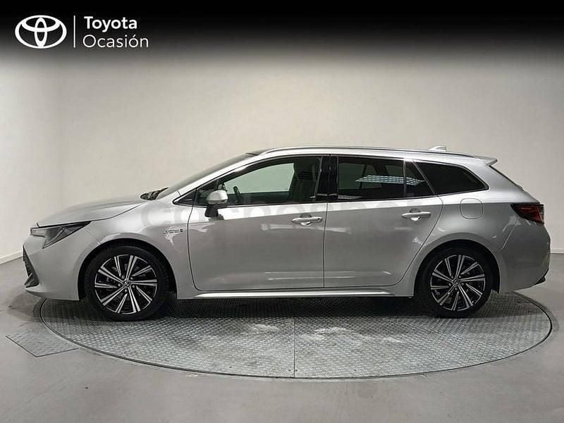 Usado Toyota Corolla Sport 180 CV (132 kW) 2022 Gris / plata Familiar