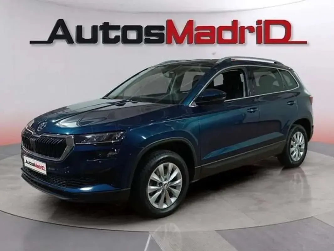 Usado Skoda Karoq Ambition 150 CV (110 kW) 2022 Azul SUV