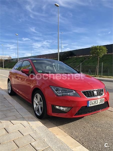 Usado Seat Leon SC I-Tech 125 CV (91 kW) 2014 Rojo Utilitario