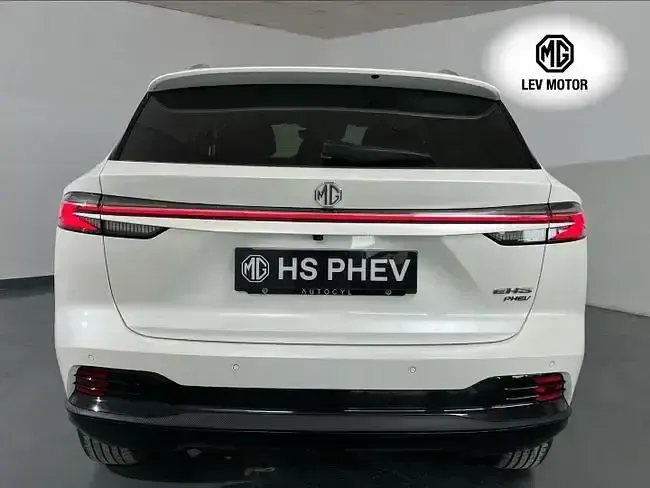 Ny MG HS Luxury 272 HK (200 kW) 2026 Vit SUV