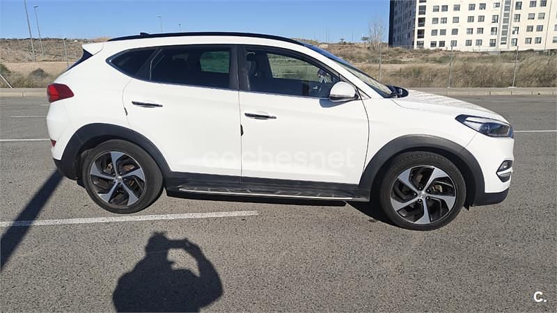 Usado Hyundai Tucson 136 CV (100 kW) 2016 Blanco SUV