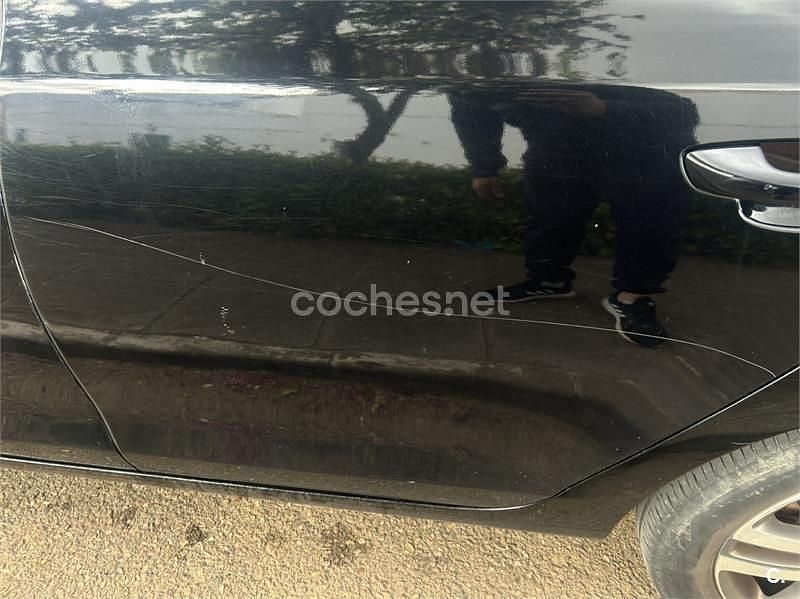 Usado VW Golf VI 105 CV (77 kW) 2011 Negro Utilitario