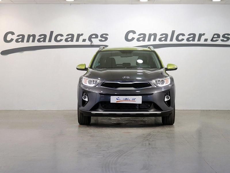 Usado Kia Stonic 100 CV (73 kW) 2020 Negro SUV