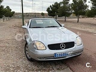 Usado Mercedes SLK230 193 CV (141 kW) 1997 Gris / plata Descapotable