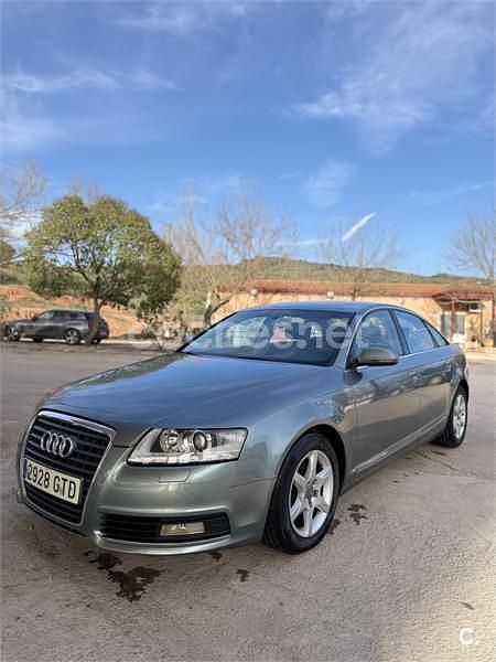 Usado Audi A6 136 CV (100 kW) 2010 Gris / plata Berlina