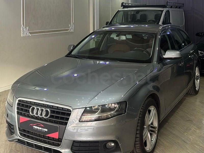 Usado Audi A4 Premium 143 CV (105 kW) 2013 Gris / plata Familiar