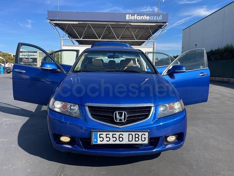 Usado Honda Accord Executive 190 CV (139 kW) 2006 Azul Berlina