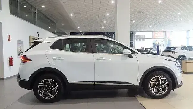 Usado Kia Sportage 150 CV (110 kW) 2023 Blanco SUV