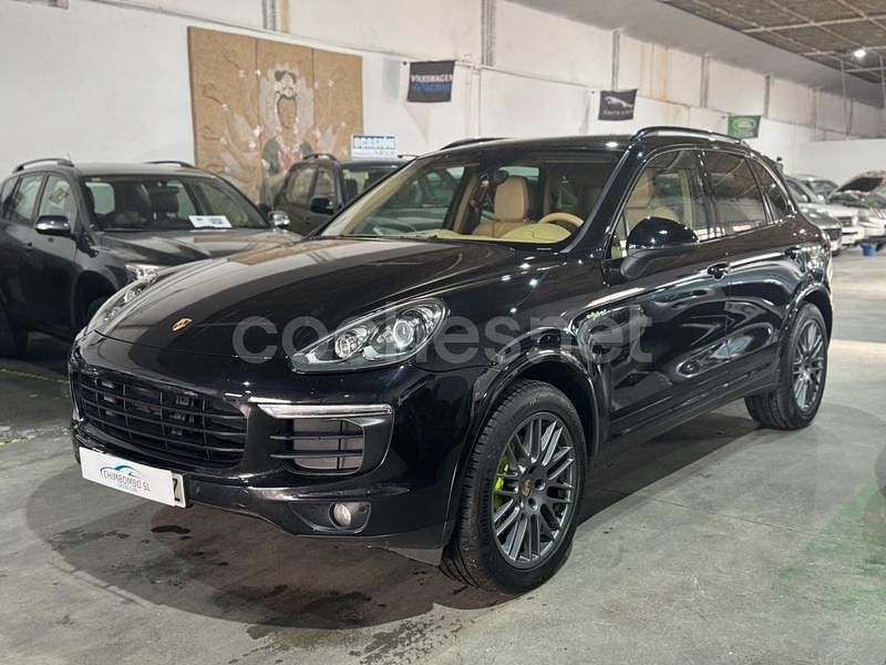 Negro Usado 2016 Porsche Cayenne S E-Hybrid SUV | 33.000 € (Precio justo) - Imagen 1/4