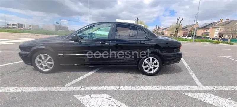 Usado Jaguar X-type Executive 130 CV (95 kW) 2005 Negro Berlina