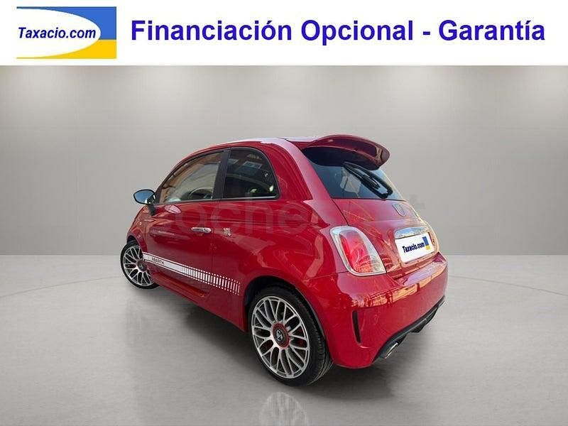Usado Abarth 500 135 CV (99 kW) 2011 Rojo Berlina