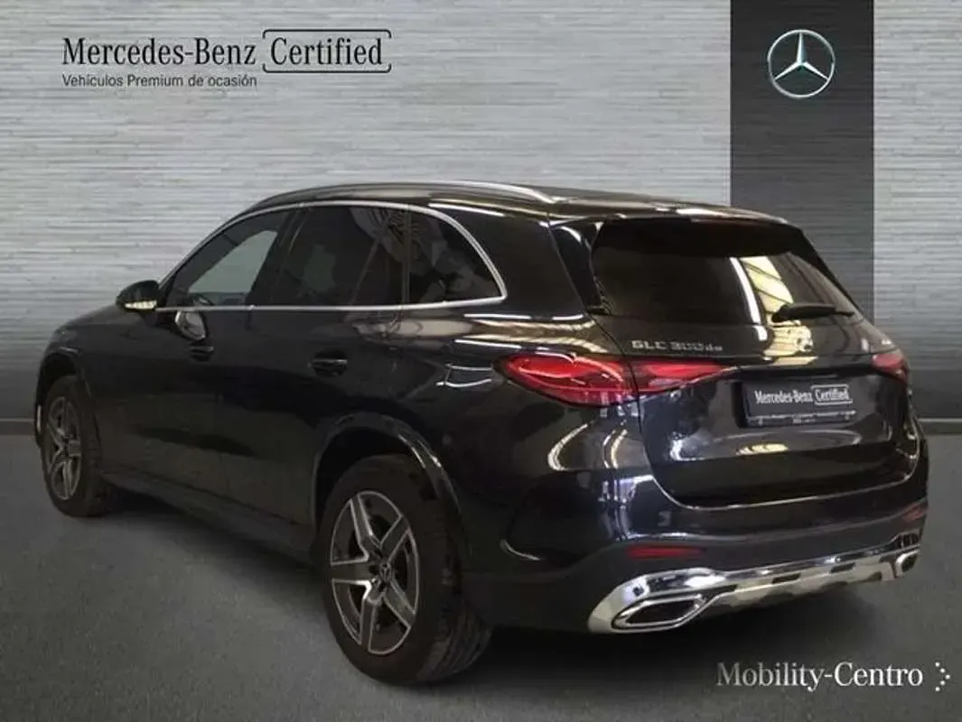 Usado Mercedes GLC300e 333 CV (244 kW) 2023 Gris SUV