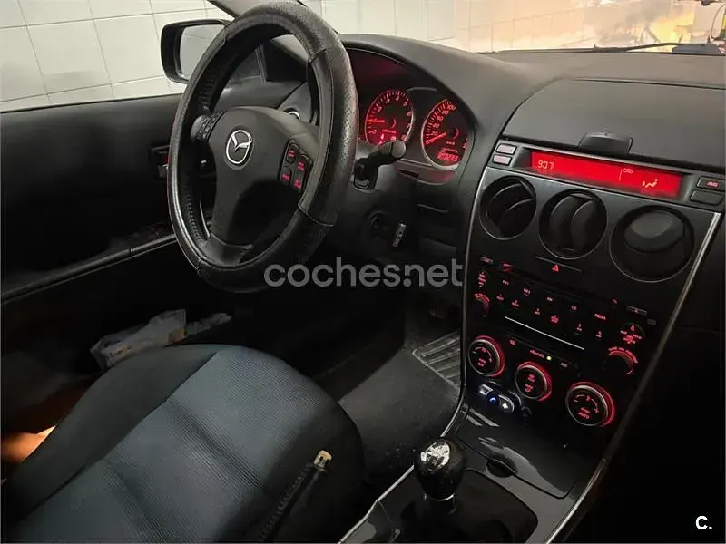 Usado Mazda 6 Active 120 CV (88 kW) 2006 Negro Berlina