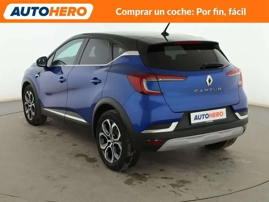 Usado Renault Captur Zen 140 CV (102 kW) 2022 Azul SUV