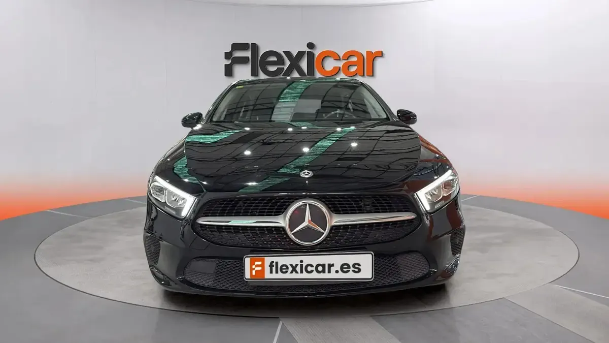 Usado Mercedes A180 136 CV (100 kW) 2020 Negro Berlina