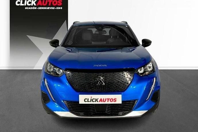 Usado Peugeot 2008 Allure 100 CV (73 kW) 2023 Gris SUV
