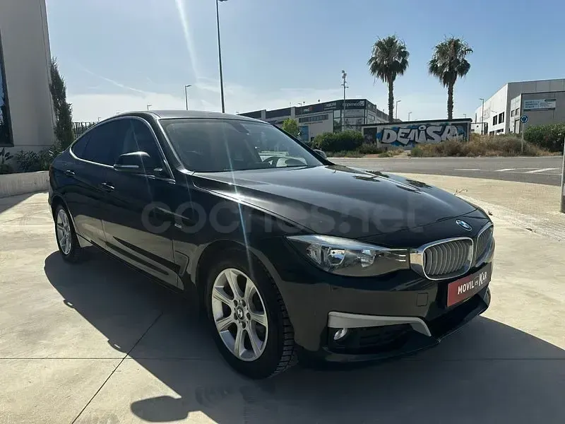 Usado BMW 318 150 CV (110 kW) 2015 Negro Berlina