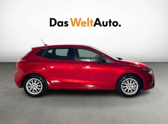 Usado Seat Ibiza FR 115 CV (84 kW) 2025 Rojo
