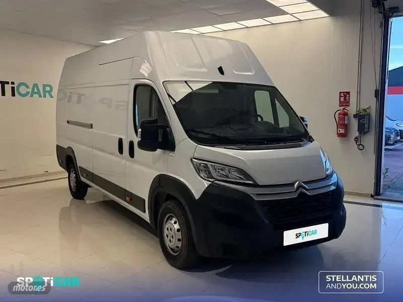 Usado Citroën Jumper 140 CV (102 kW) 2022 Blanco Monovolumen