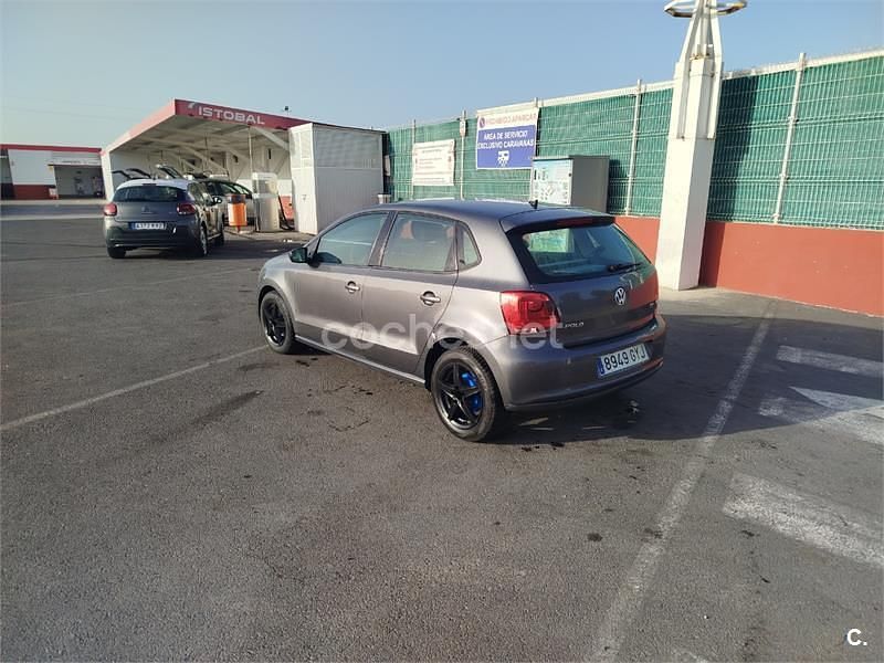 Usado VW Polo Sport 75 CV (55 kW) 2010 Gris / plata Utilitario