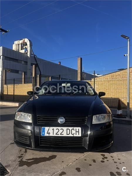 Używany Fiat Stilo Racing 115 KM (84 kW) 2004 Czarny Sedan/Limuzyna