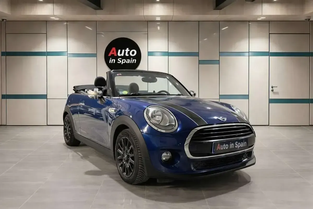 Usado Mini Cooper D Cabriolet 116 CV (85 kW) 2016 Azul Descapotable