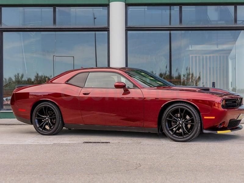 Usado Dodge Challenger SXT 303 CV (222 kW) 2017 Granate Coupe