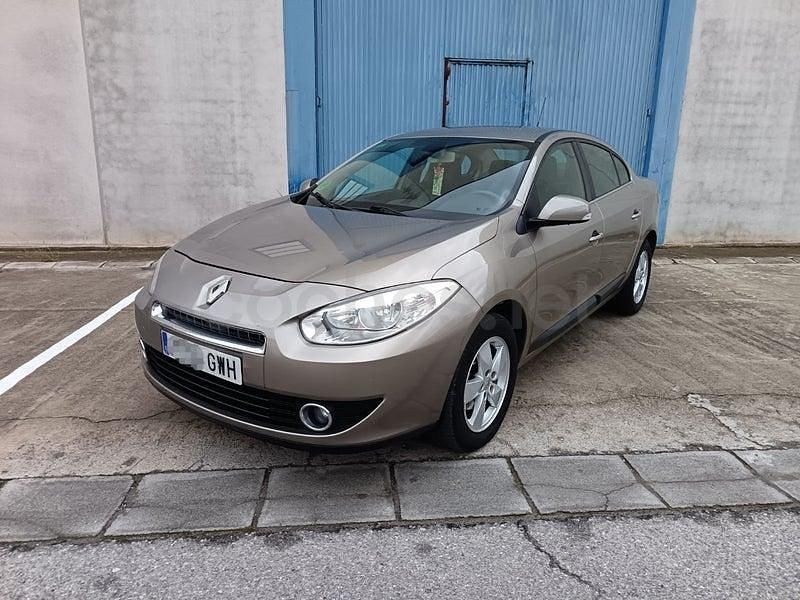 Beige Usado 2010 Renault Fluence Expression Berlina | 5499 € (Precio justo) - Imagen 1/4