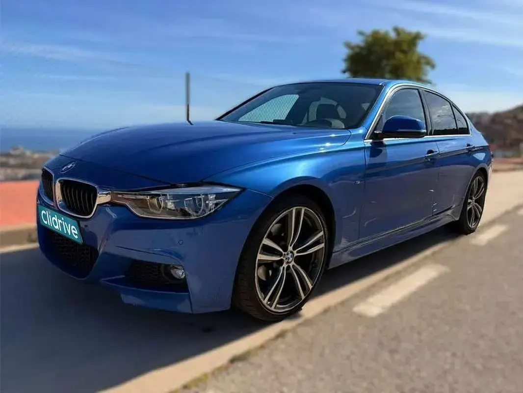 Usado BMW 318 150 CV (110 kW) 2016 Azul Berlina