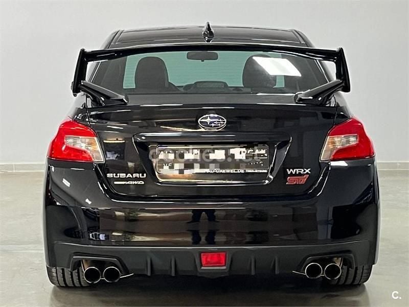 Usado Subaru WRX STI 300 CV (220 kW) 2018 Negro Berlina