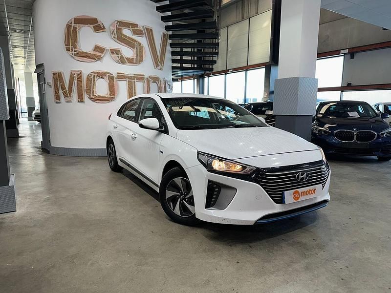 Usado Hyundai Ioniq 141 CV (103 kW) 2019 Blanco Utilitario