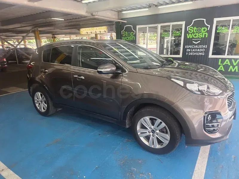 Usado Kia Sportage 132 CV (97 kW) 2017 Beige SUV