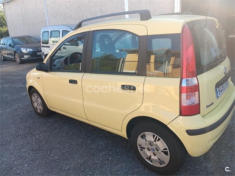 Amarillo Usado 2005 Fiat Panda Dynamic Utilitario | 3900 € - Imagen 1/4