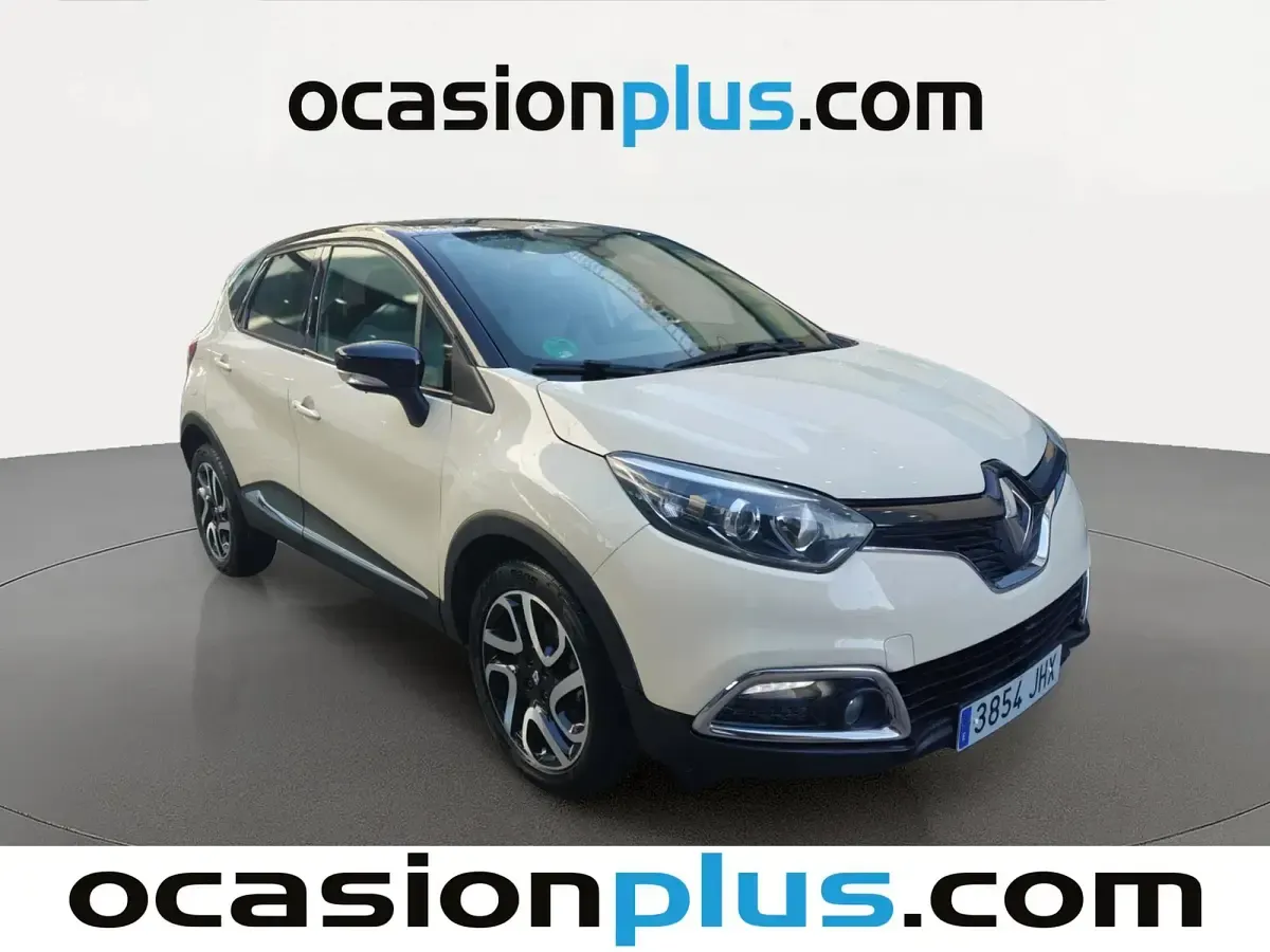 Usado Renault Captur Zen 110 CV (80 kW) 2015 Beige SUV