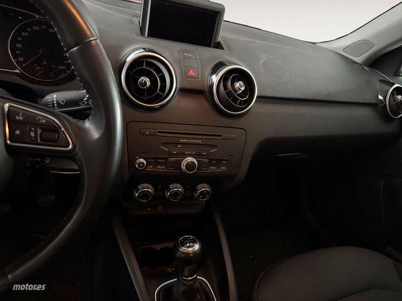 Negro Usado 2014 Audi A1 Utilitario | 10.900 € (Precio justo) - Imagen 1/4