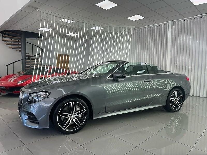 Usado Mercedes E400 330 CV (242 kW) 2021 Gris / plata Descapotable
