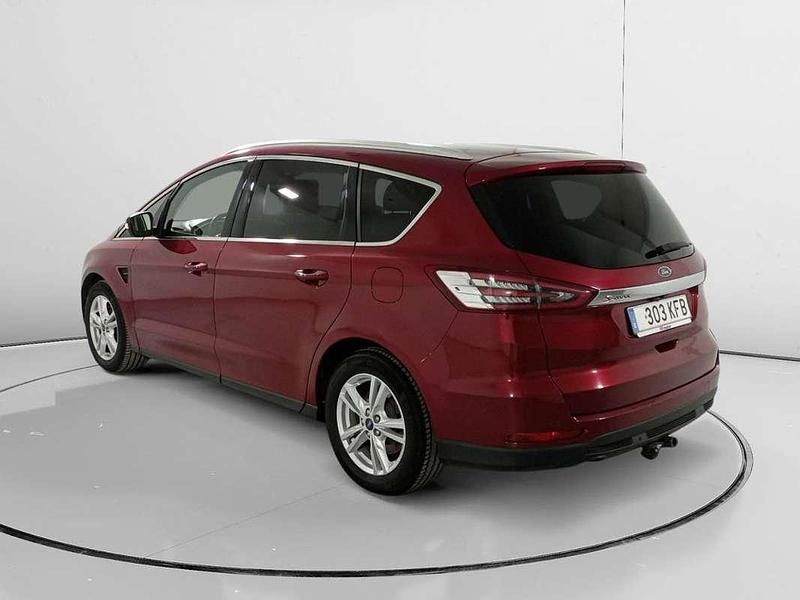 Usado Ford S-MAX Titanium 180 CV (132 kW) 2017 Rojo Monovolumen