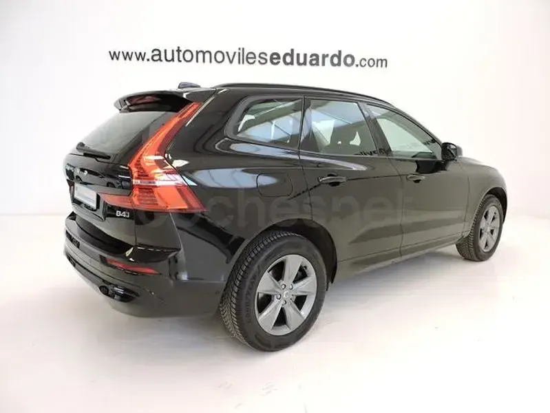 Usado Volvo XC60 Inscription 190 CV (139 kW) 2022 Negro SUV