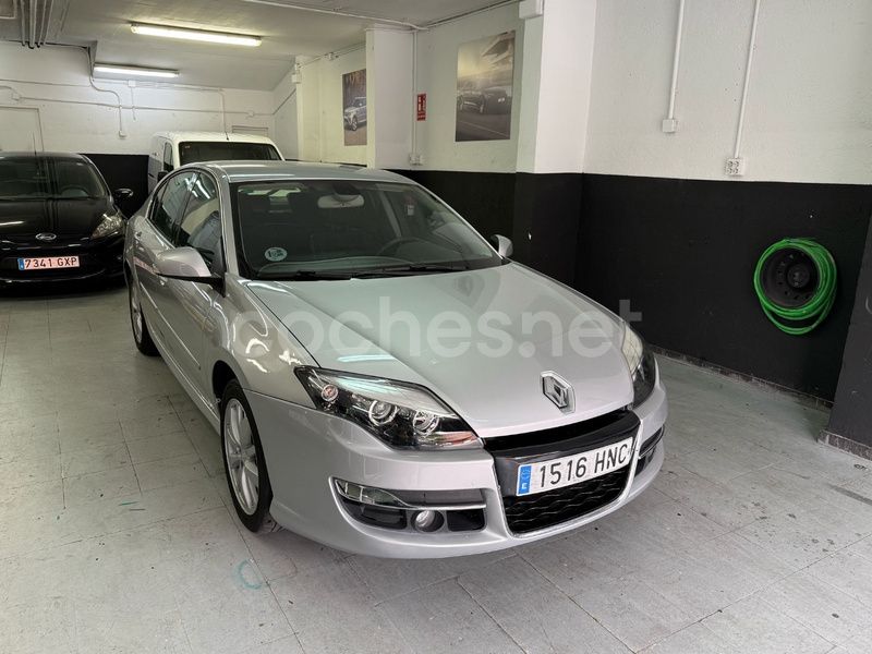 Gris / plata Usado 2012 Renault Laguna III Dynamique Berlina | 4490 € (Buen precio) - Imagen 1/4