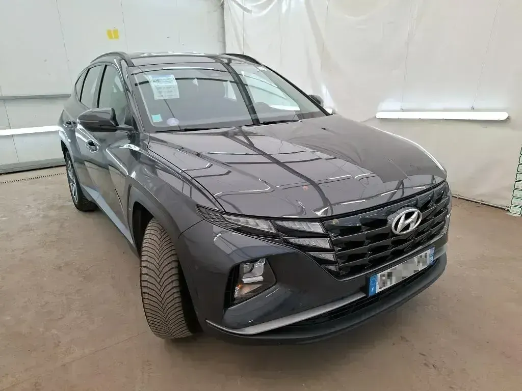 Usado Hyundai Tucson 230 CV (169 kW) 2023 Gris / plata SUV
